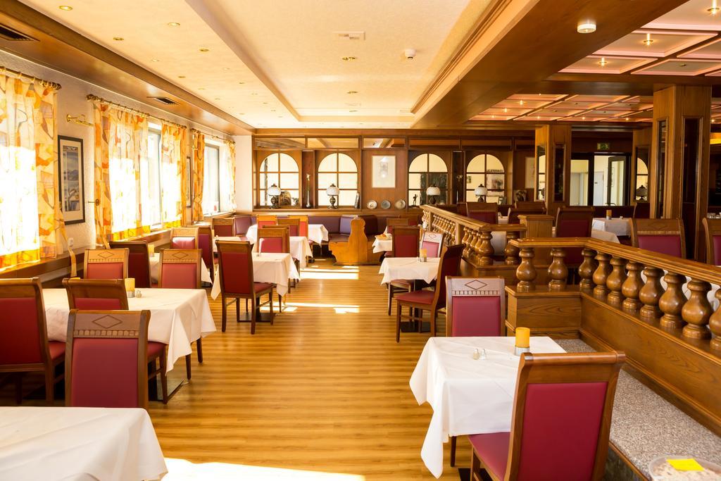 Willebadessen Wohlfuehlhotel Der Jaegerhof מראה חיצוני תמונה