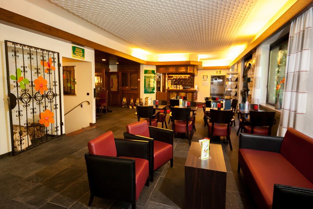 Willebadessen Wohlfuehlhotel Der Jaegerhof מראה חיצוני תמונה