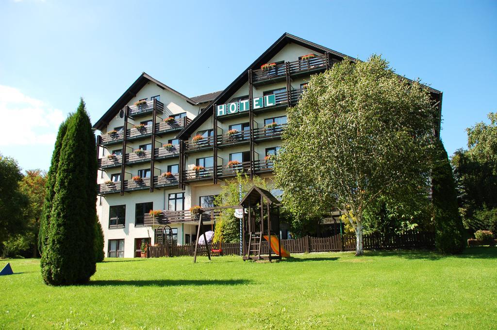 Willebadessen Wohlfuehlhotel Der Jaegerhof מראה חיצוני תמונה