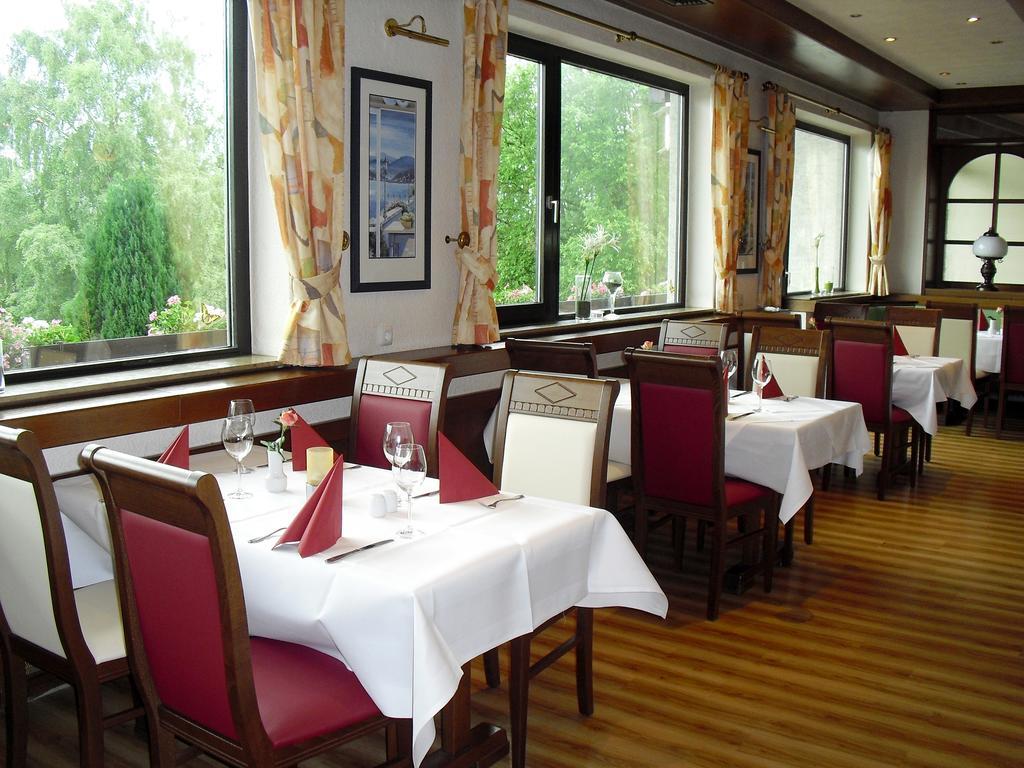 Willebadessen Wohlfuehlhotel Der Jaegerhof מראה חיצוני תמונה